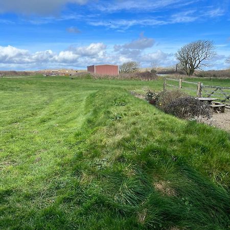 Beaufighter Apartment Haverfordwest Bagian luar foto