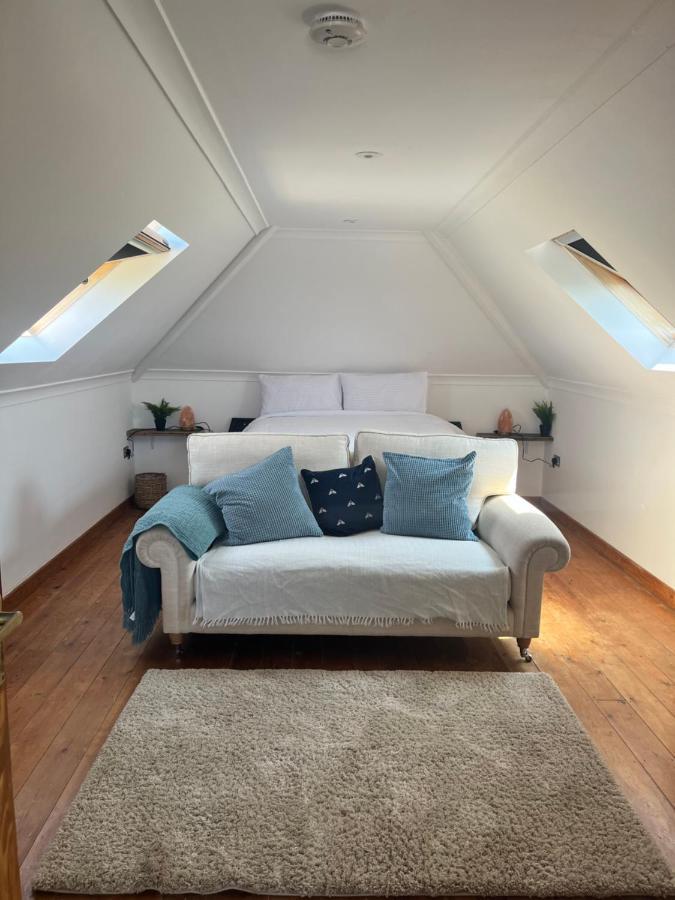 Beaufighter Apartment Haverfordwest Bagian luar foto